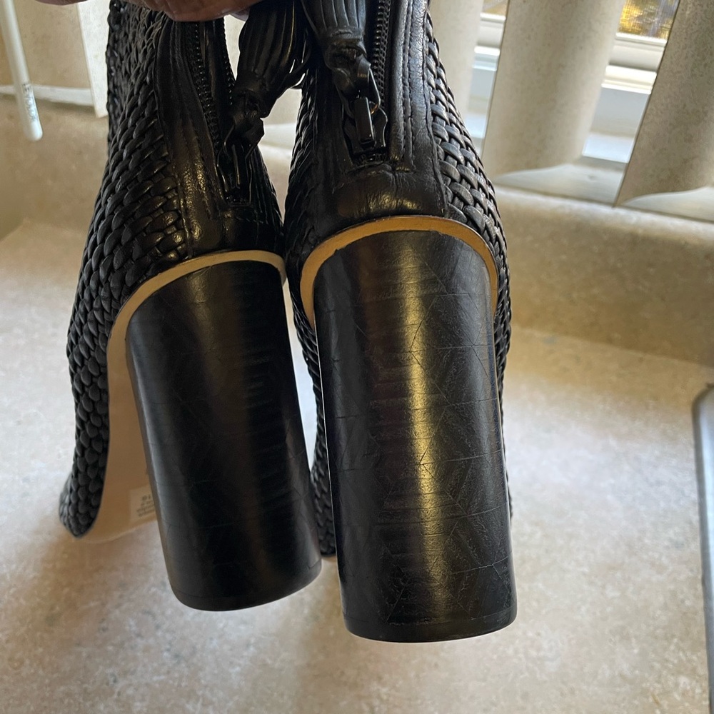 Tory Burch boots - Picture 5 of 8